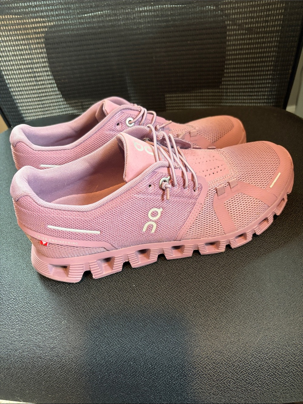 On Running Cloud Women's Running Shoes - purple